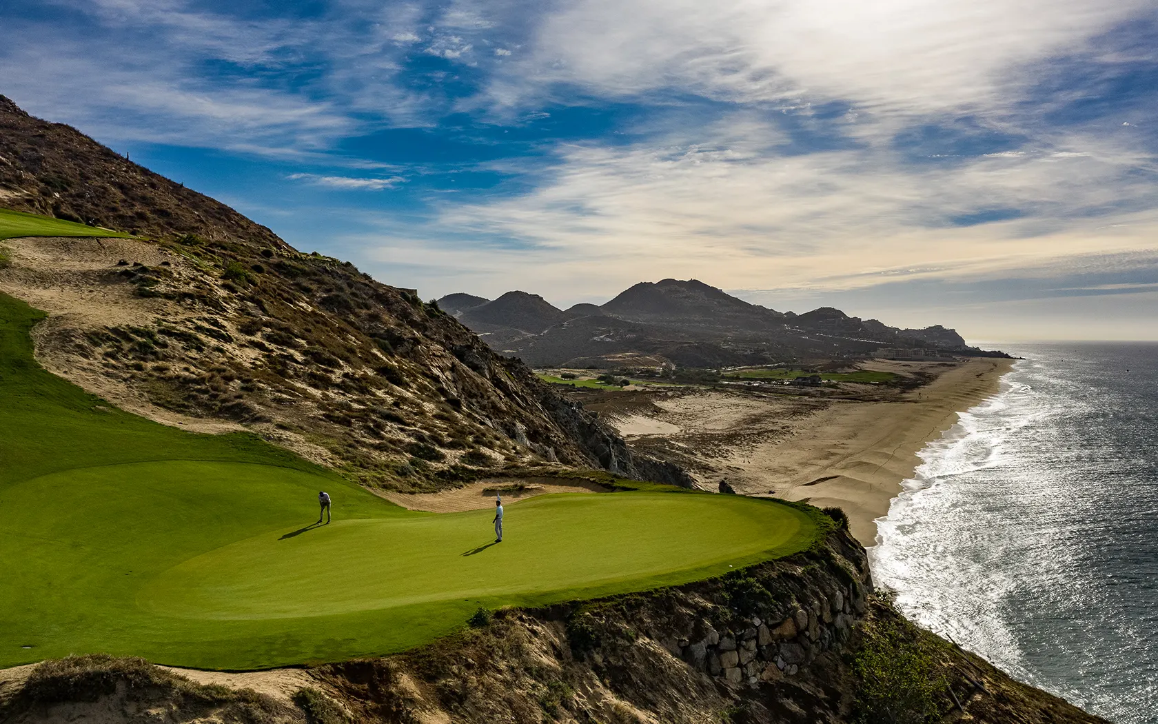 Quivira's clifftop hole above the Pacific